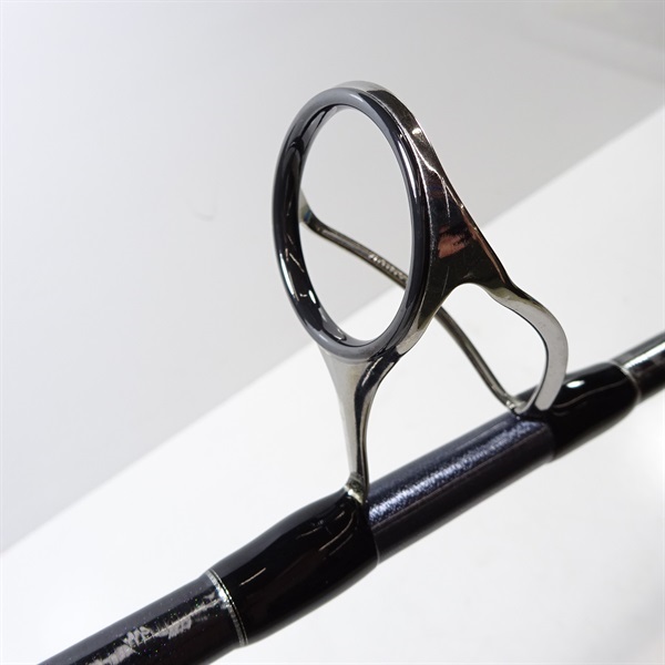 ２１オシアプラッガーリミテッドＳ８３Ｈ